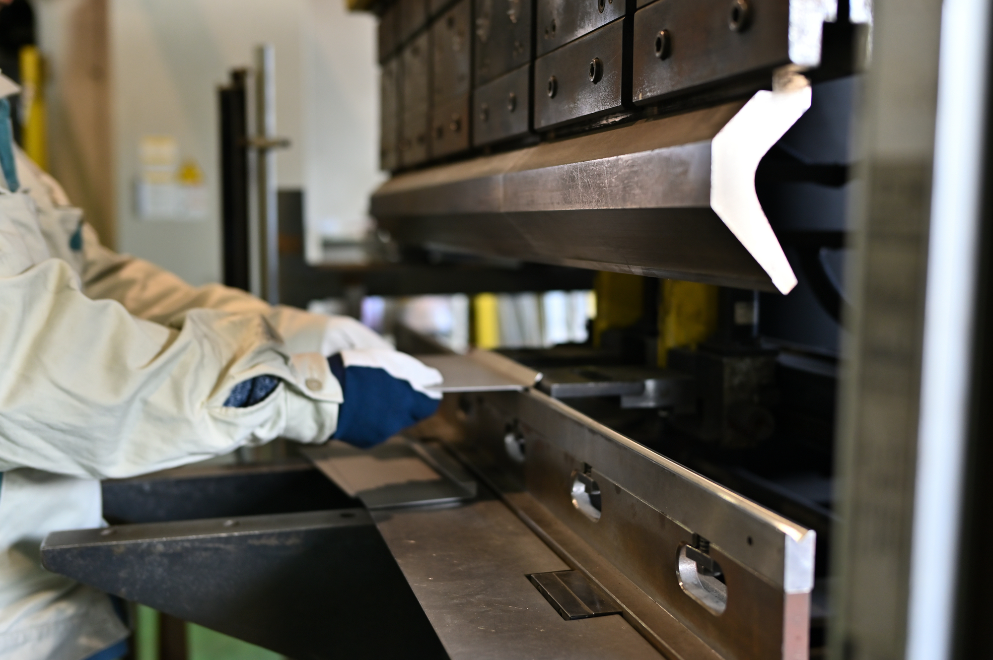 寮費無料！2交替勤務制★年間休日167日！時給1,590円！